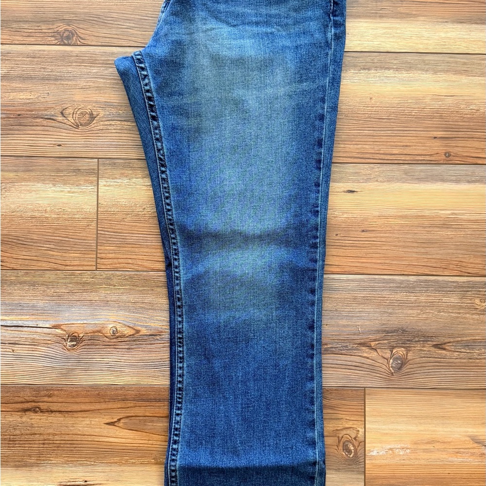Hollister Men's Dark Blue Bootcut Jeans